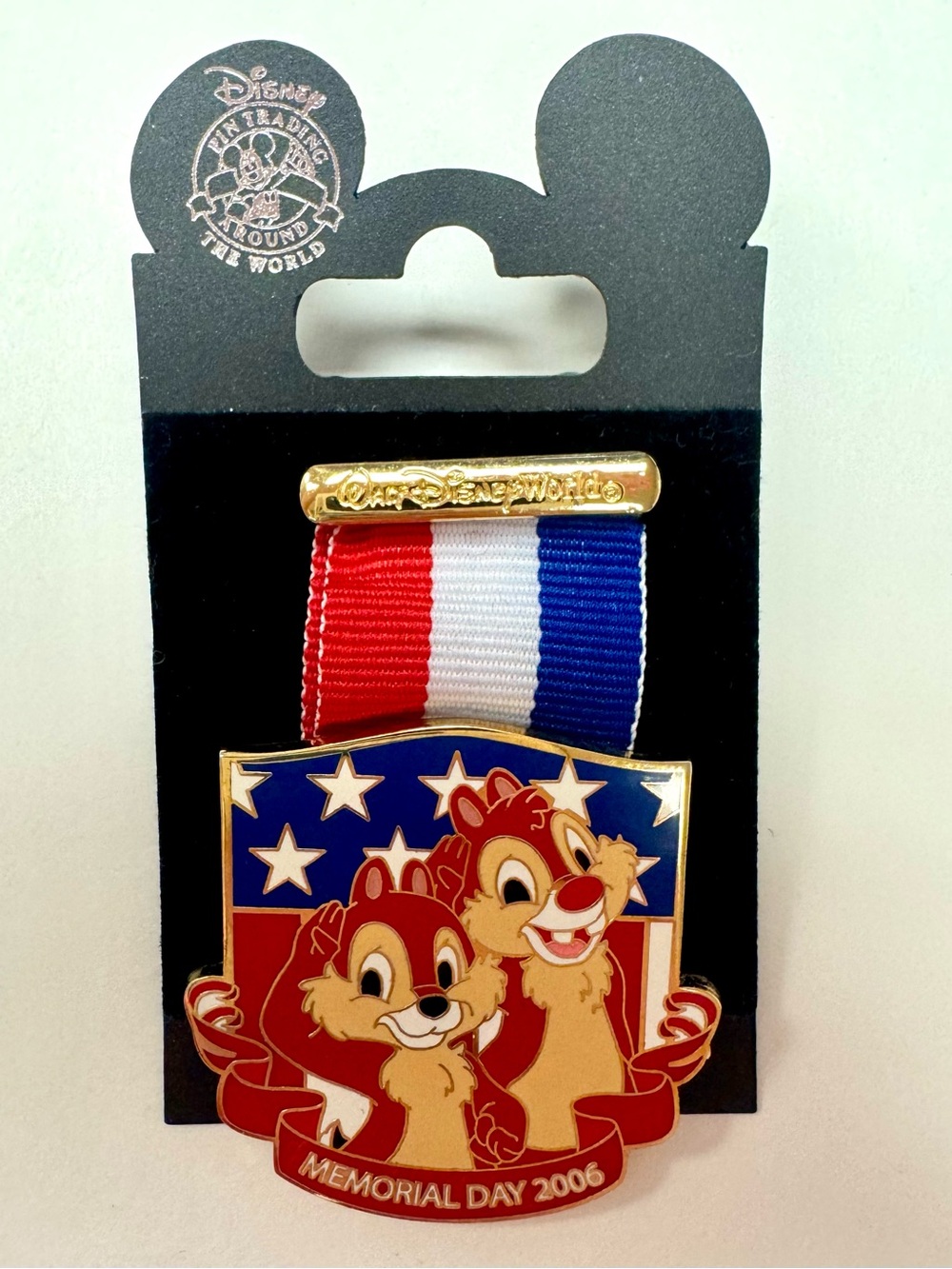 Disney Parks Pin Chip and Dale Memorial Day 2006 LE 2500
